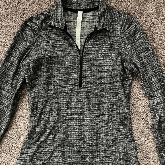 Lululemon 1/4 Zip - Picture 5 of 5